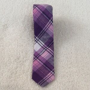 Purple Plaid Men's Tie - Classic Pattern